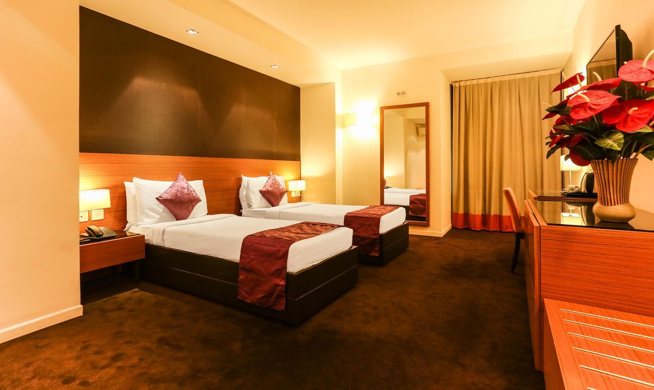 อาร์ต บูติค โฮเต็ล Hotel บังกาลอร์ ภายนอก รูปภาพ