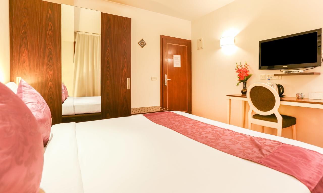 อาร์ต บูติค โฮเต็ล Hotel บังกาลอร์ ภายนอก รูปภาพ